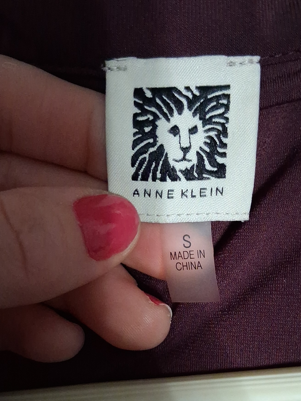 ANNE KLEIN